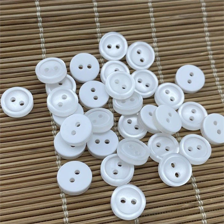 (6)